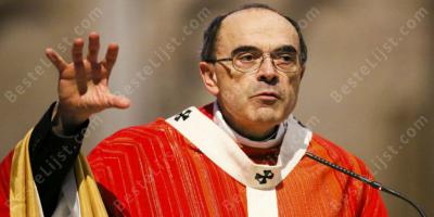 kardinaal de priester films
