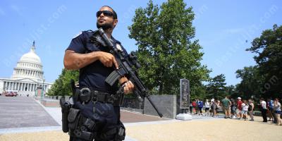 politieagent in de rug geschoten films