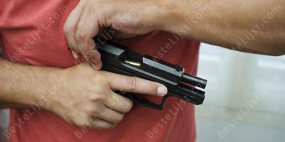 een pistool laden films