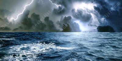 storm op zee films