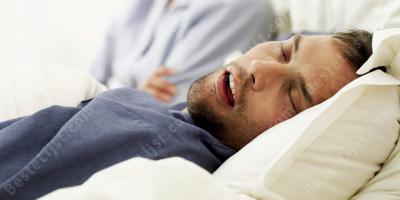 iemand zien slapen films