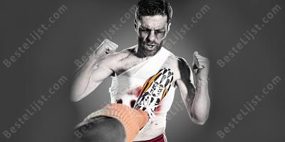 tegen de borst getrapt films