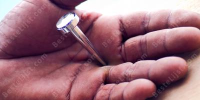 spijker door de hand films