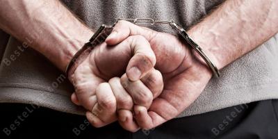 slechterik gearresteerd films