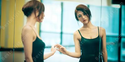 weerspiegeling in een spiegel films